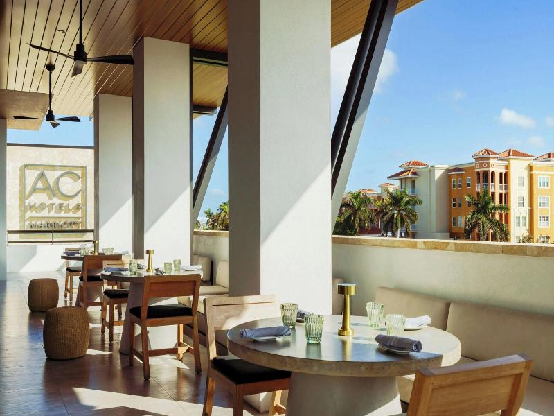 Ac Hotel By Marriott Naples 5th Avenue image
