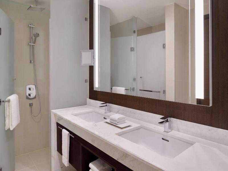 Delta Hotels City Center Doha image