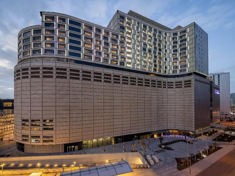 Marriott Executive Apartments Kuwait City image