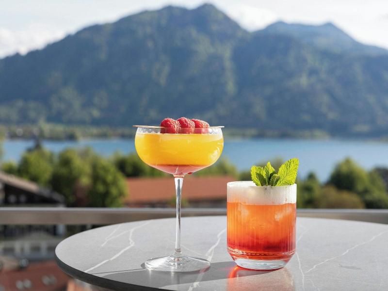 Caro Selig Tegernsee Autograph Collection image