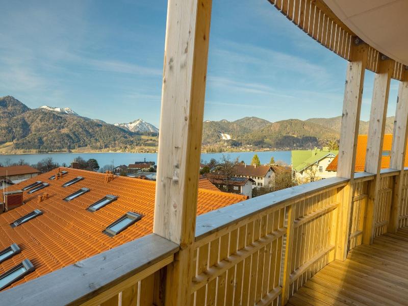 Caro Selig Tegernsee Autograph Collection image