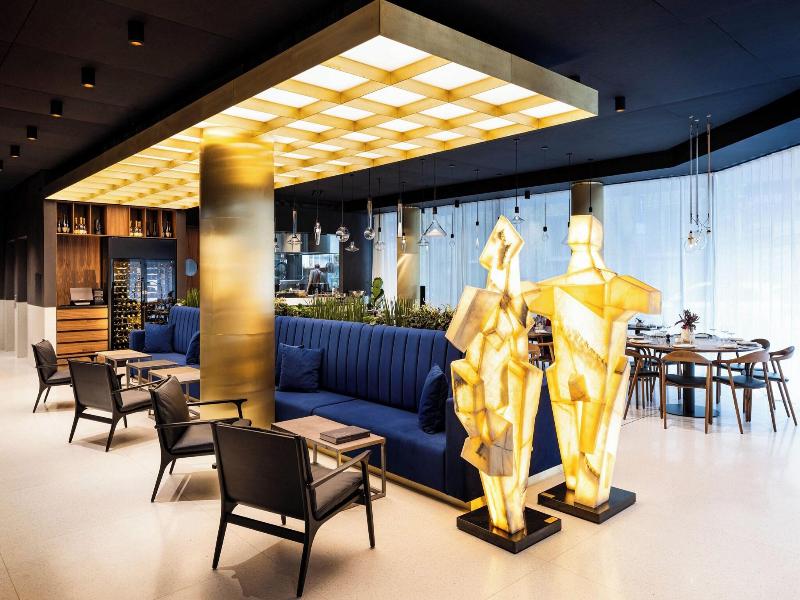 Juno Hotel Sofia A Member Of Design Hotels image