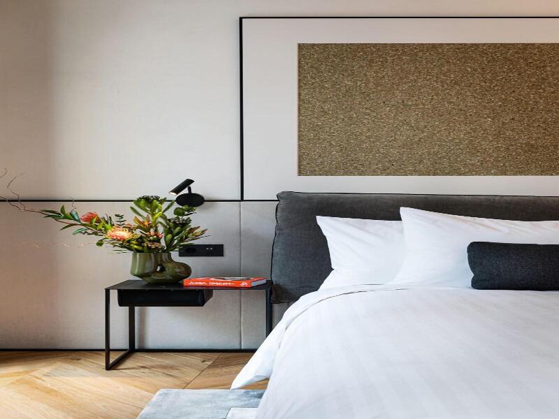 Juno Hotel Sofia A Member Of Design Hotels image