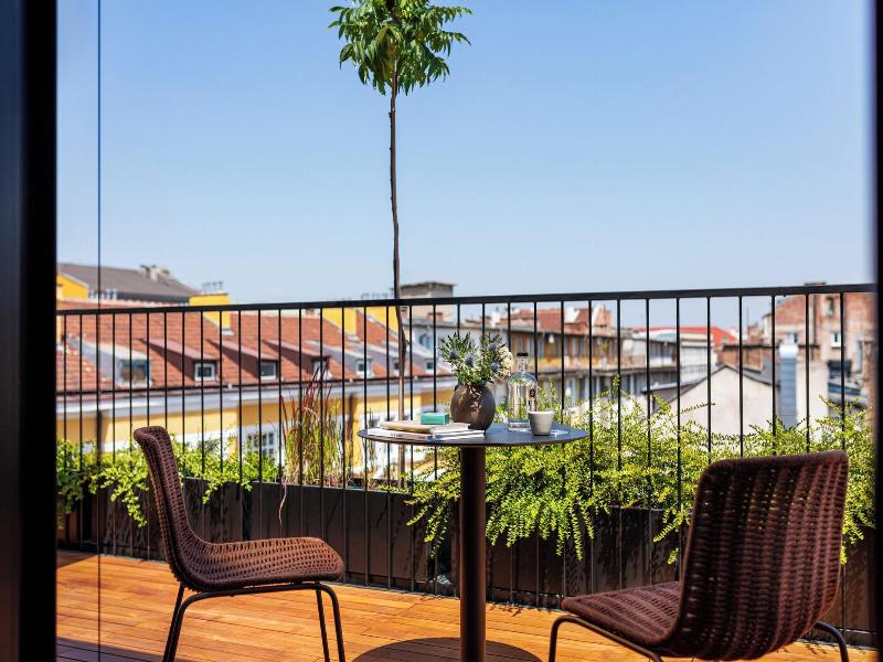Juno Hotel Sofia A Member Of Design Hotels image