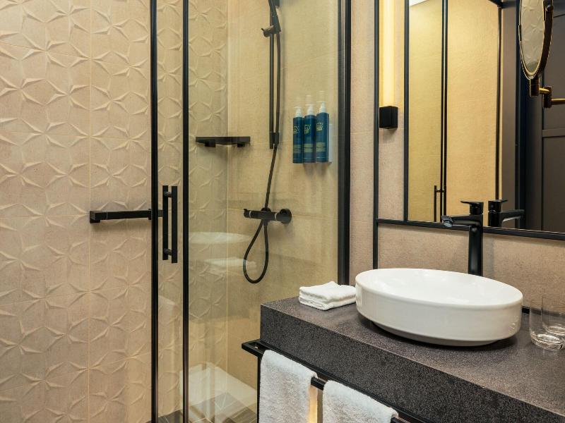 Four Points By Sheraton Budapest Danube image