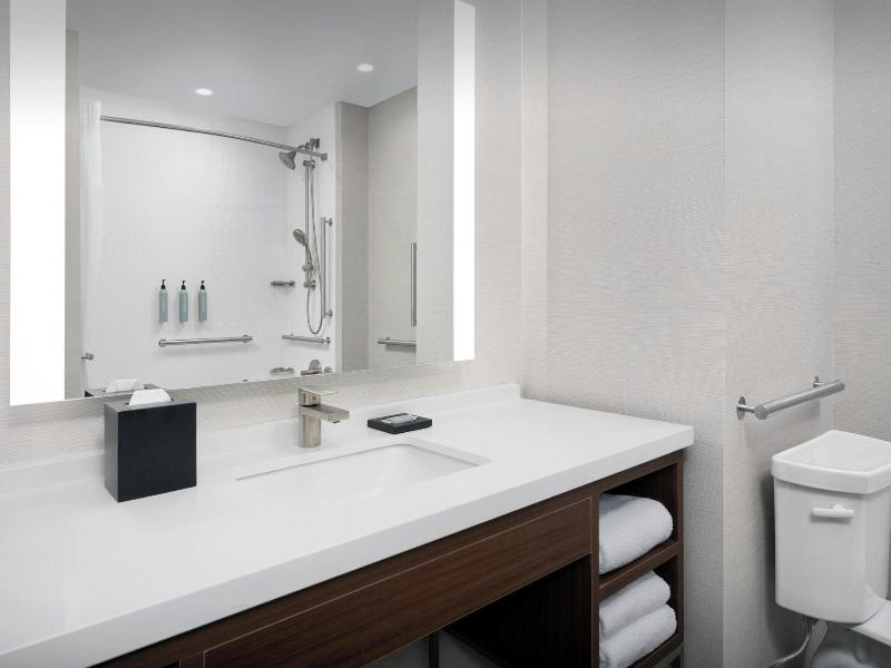 Courtyard By Marriott Bozeman image