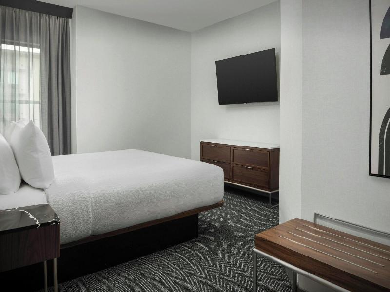 Courtyard By Marriott Bozeman image