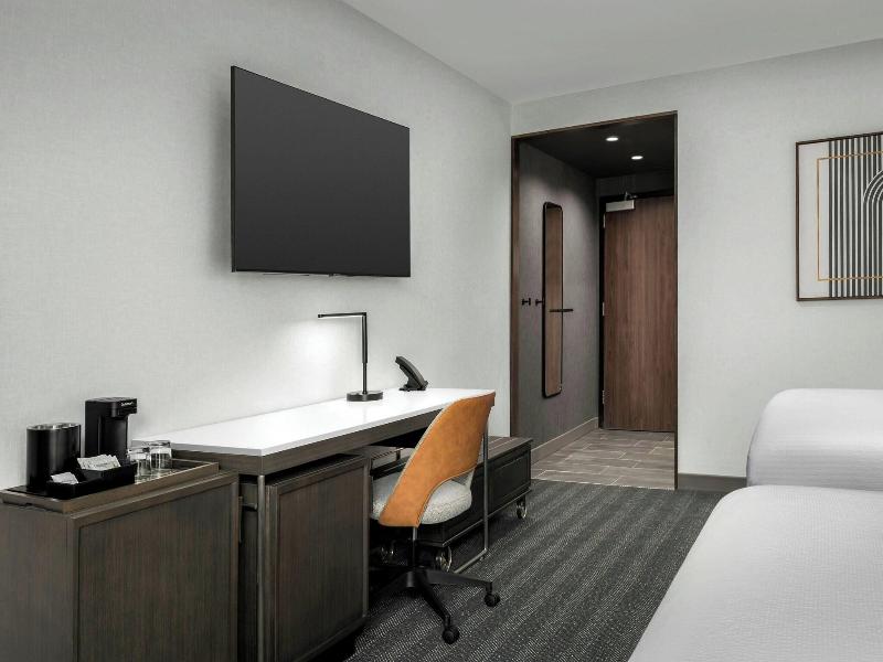 Courtyard By Marriott Bozeman image