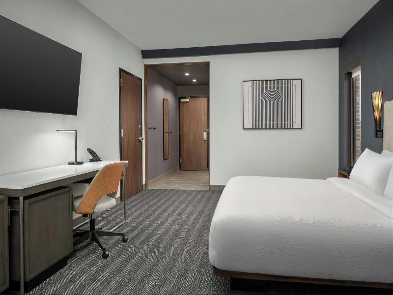 Courtyard By Marriott Bozeman image