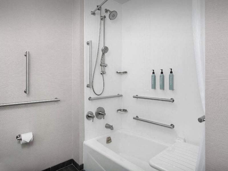 Courtyard By Marriott Bozeman image