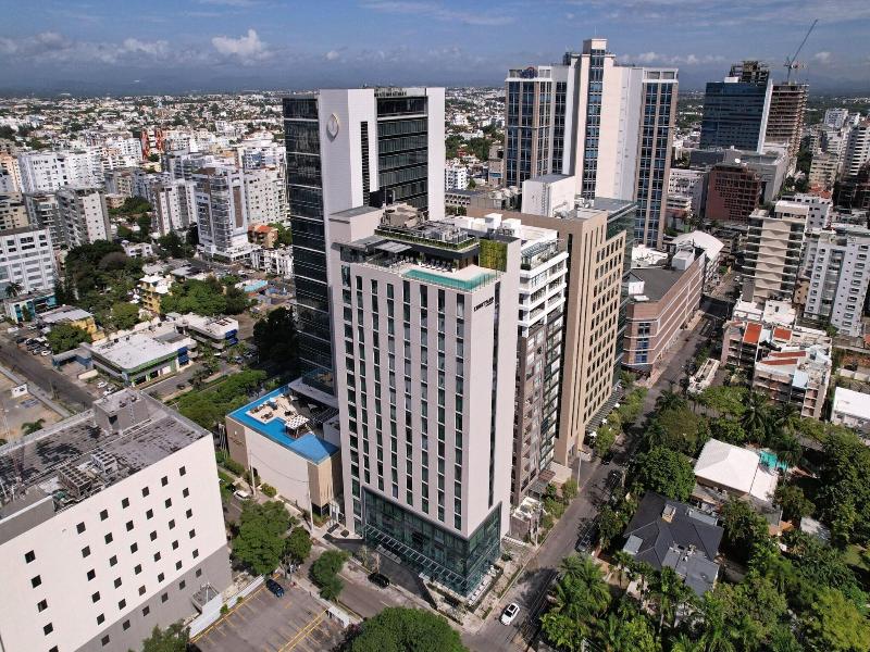 Courtyard By Marriott Santo Domingo Piantini image