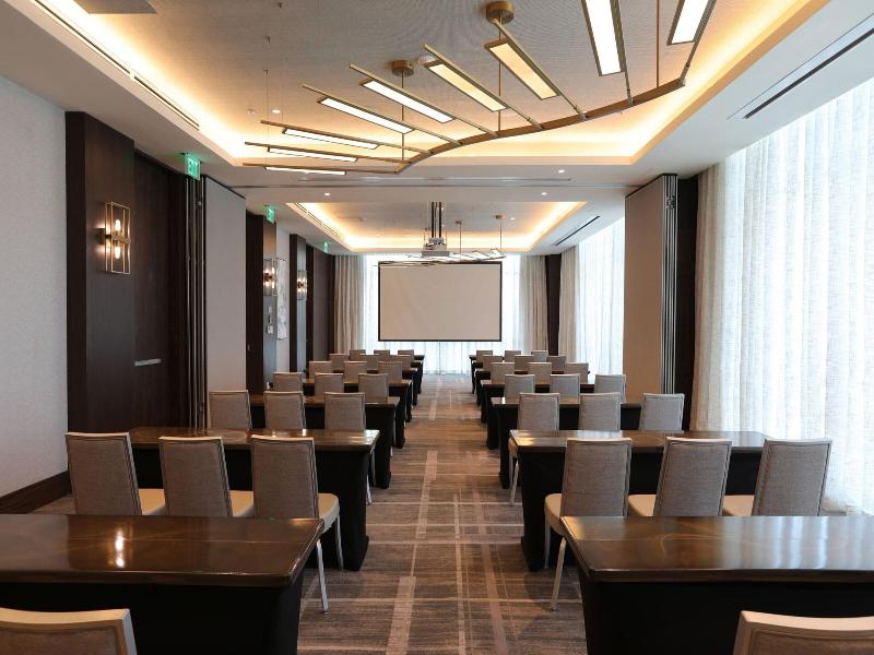 Courtyard By Marriott Santo Domingo Piantini image