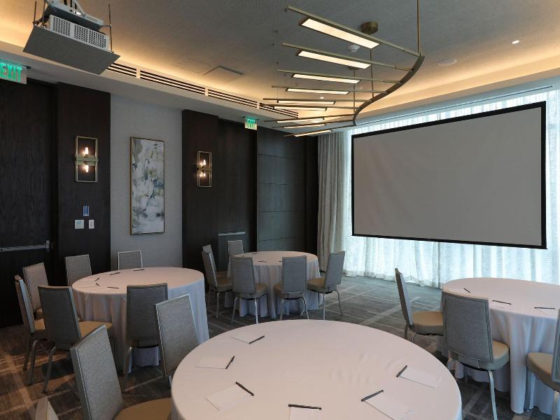 Courtyard By Marriott Santo Domingo Piantini image