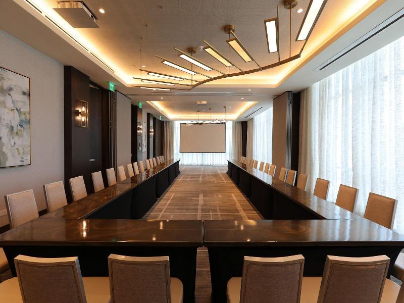Courtyard By Marriott Santo Domingo Piantini image