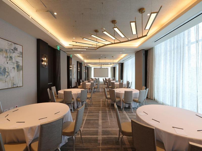 Courtyard By Marriott Santo Domingo Piantini image