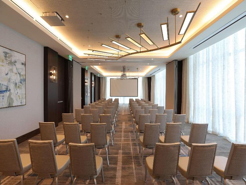 Courtyard By Marriott Santo Domingo Piantini image