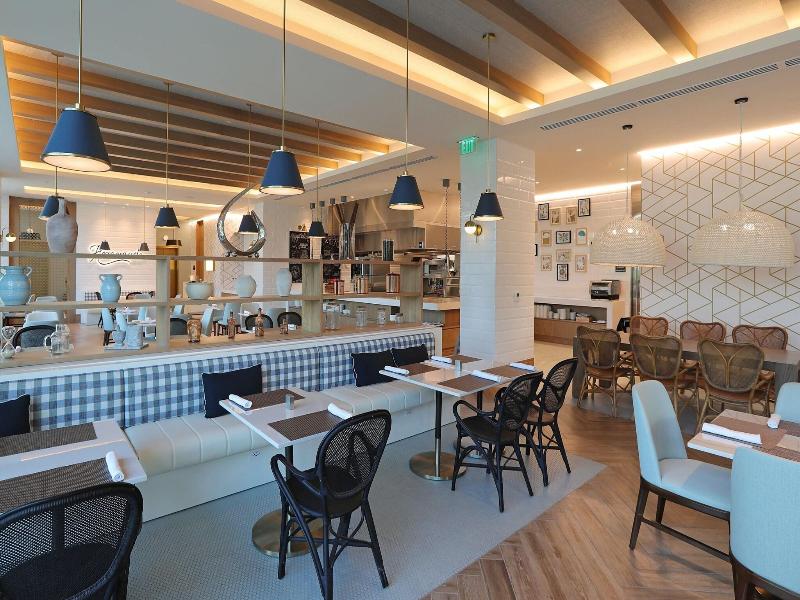 Courtyard By Marriott Santo Domingo Piantini image