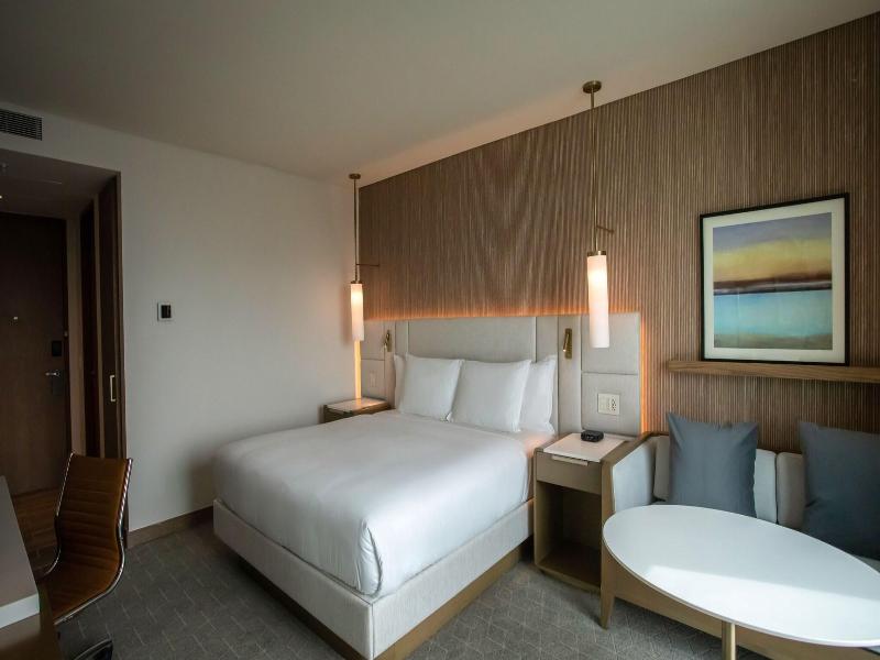 Courtyard By Marriott Santo Domingo Piantini image