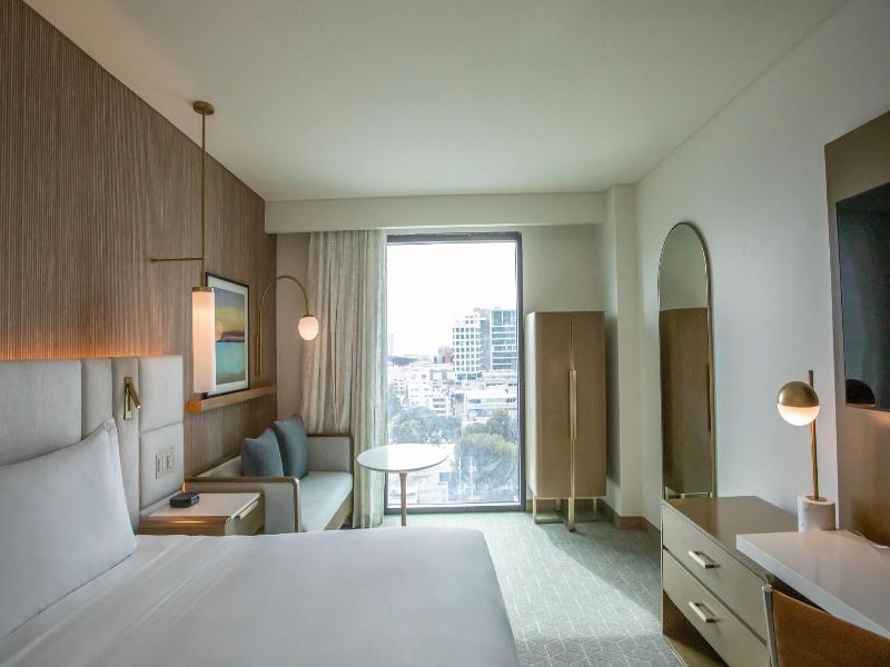 Courtyard By Marriott Santo Domingo Piantini image