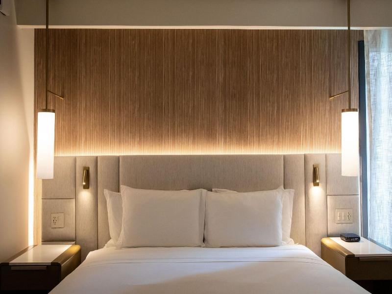 Courtyard By Marriott Santo Domingo Piantini image