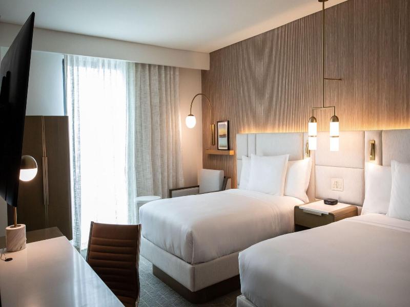 Courtyard By Marriott Santo Domingo Piantini image