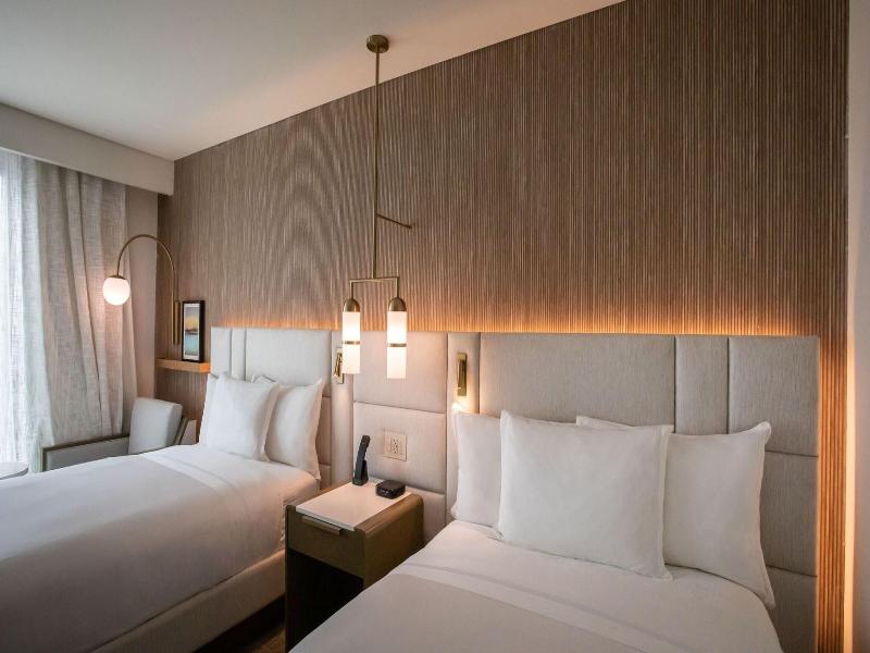 Courtyard By Marriott Santo Domingo Piantini image