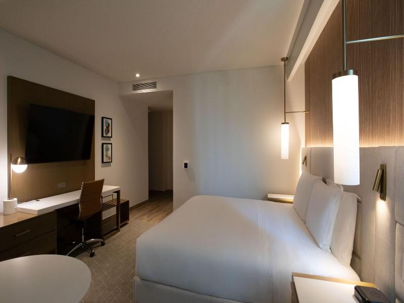 Courtyard By Marriott Santo Domingo Piantini image