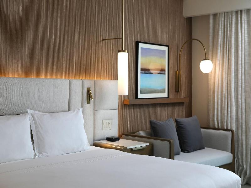 Courtyard By Marriott Santo Domingo Piantini image