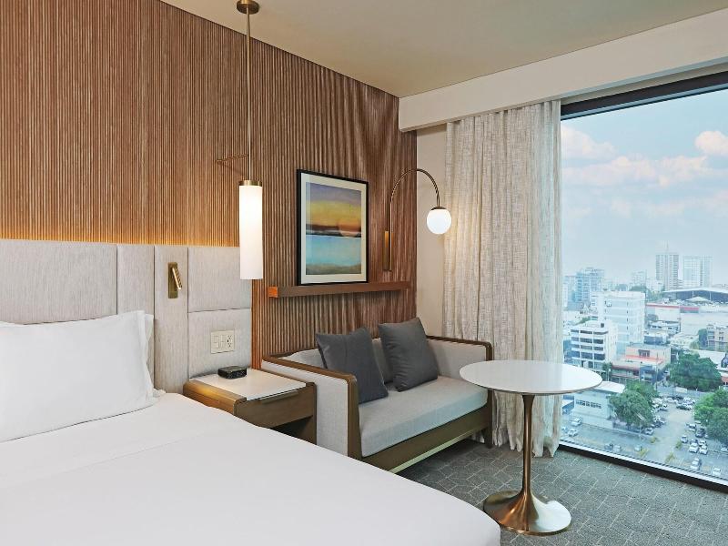 Courtyard By Marriott Santo Domingo Piantini image