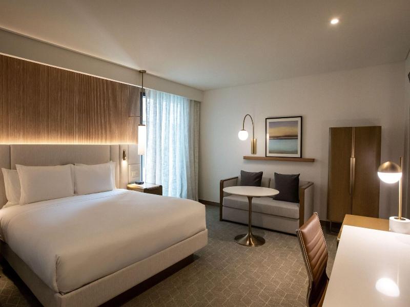 Courtyard By Marriott Santo Domingo Piantini image