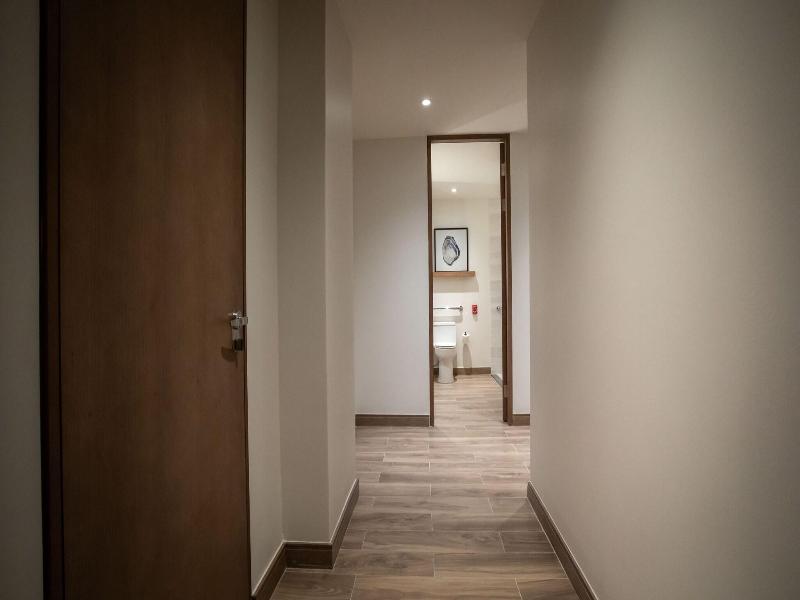 Courtyard By Marriott Santo Domingo Piantini image