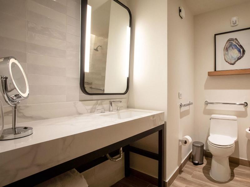 Courtyard By Marriott Santo Domingo Piantini image