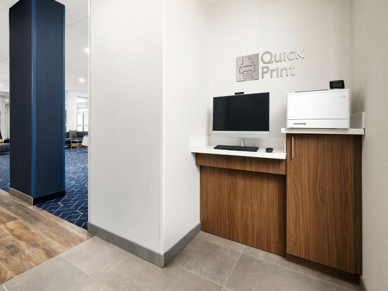 Courtyard By Marriott New Castle image