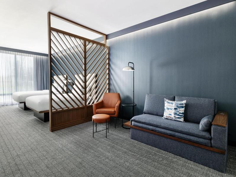 Courtyard By Marriott New Castle image