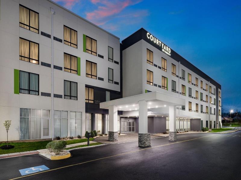 Courtyard By Marriott New Castle image