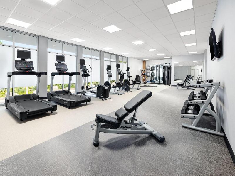Courtyard By Marriott New Castle image
