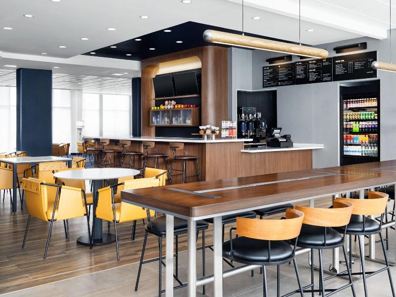 Courtyard By Marriott New Castle image