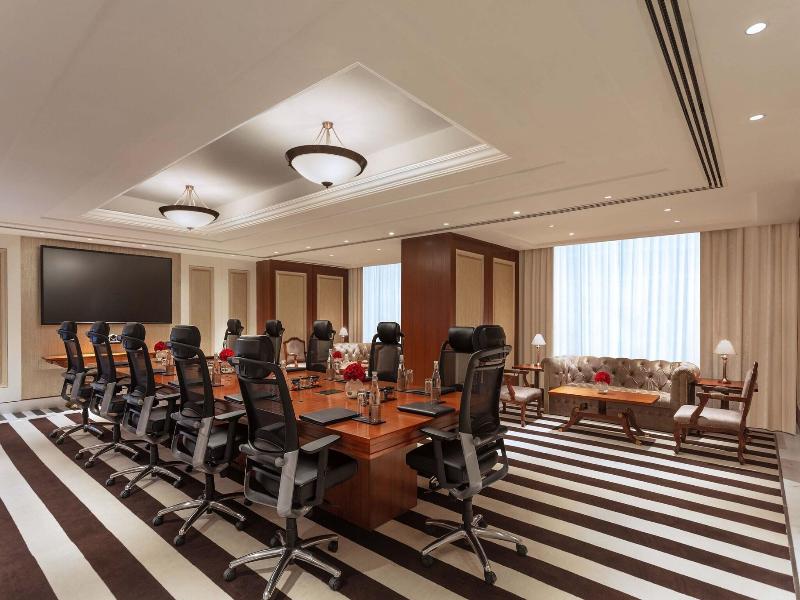 Itc Narmada A Luxury Collection Hotel Ahmedabad image