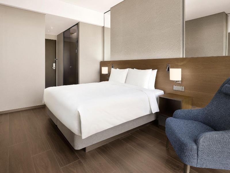 Four Points By Sheraton Suwon image