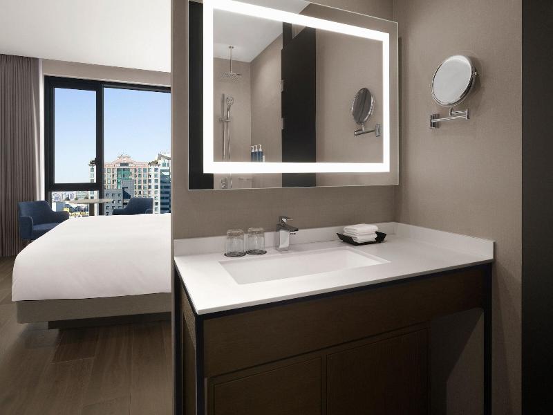 Four Points By Sheraton Suwon image
