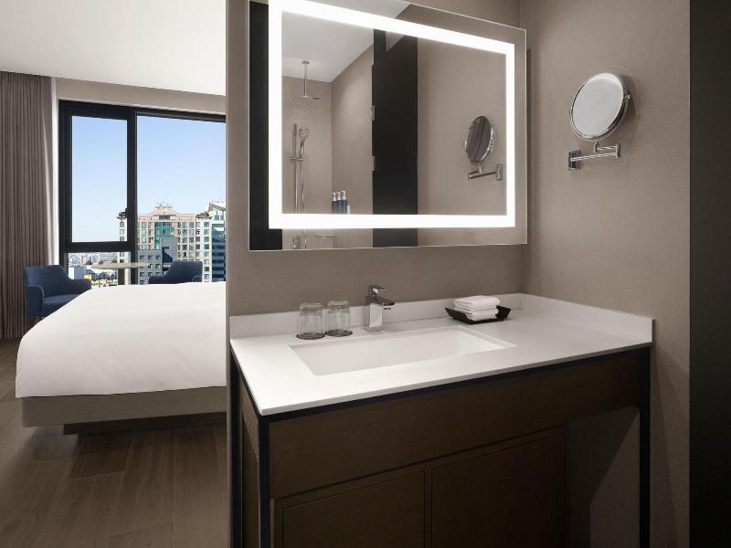 Four Points By Sheraton Suwon image