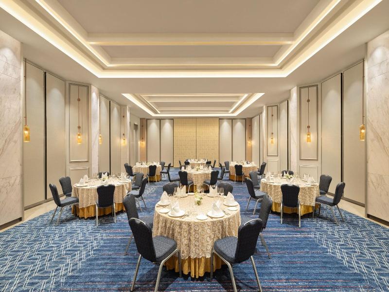 Fairfield By Marriott Mumbai International Airport image