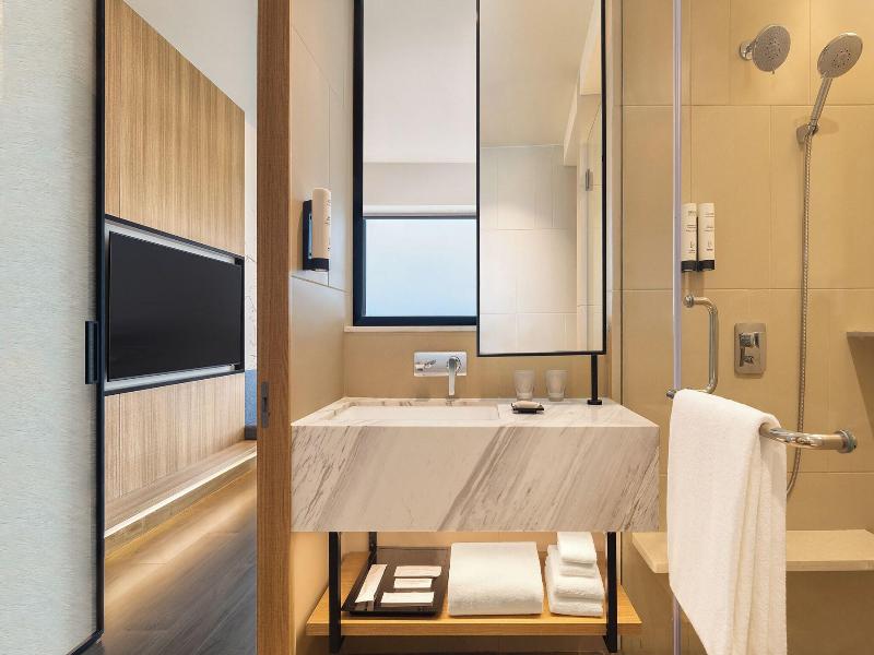 Fairfield By Marriott Mumbai International Airport image