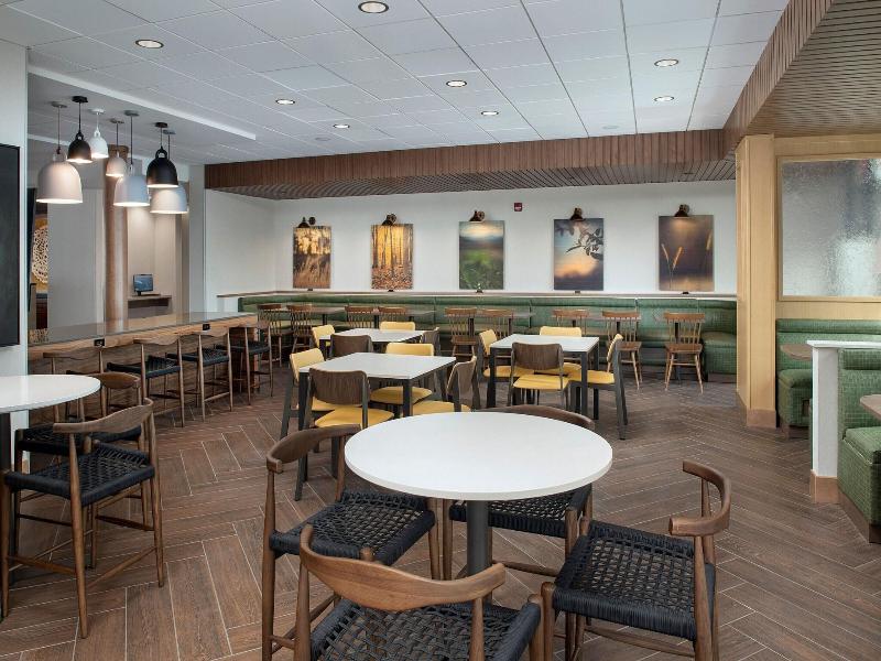 Fairfield Inn Suites By Marriott Boise West image