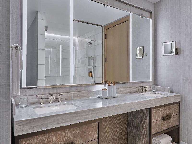 The Ritz Carlton Portland image