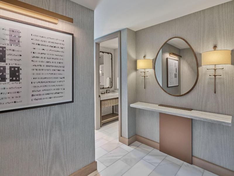 The Ritz Carlton Portland image