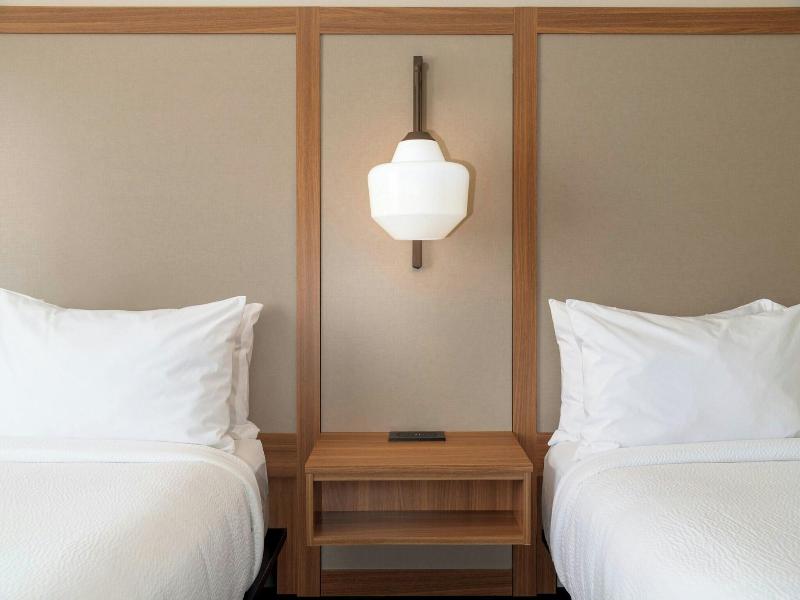 Fairfield Inn Suites By Marriott Norfolk image