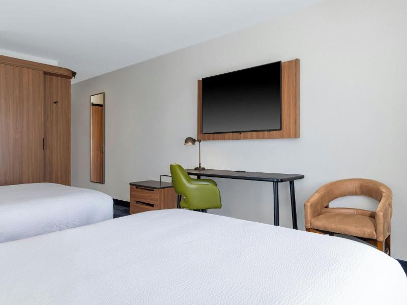 Fairfield Inn Suites By Marriott Norfolk image