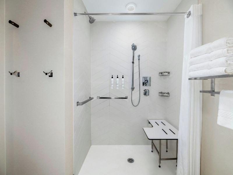 Fairfield Inn Suites By Marriott Norfolk image