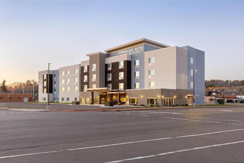 Towneplace Suites By Marriott Iron Mountain image